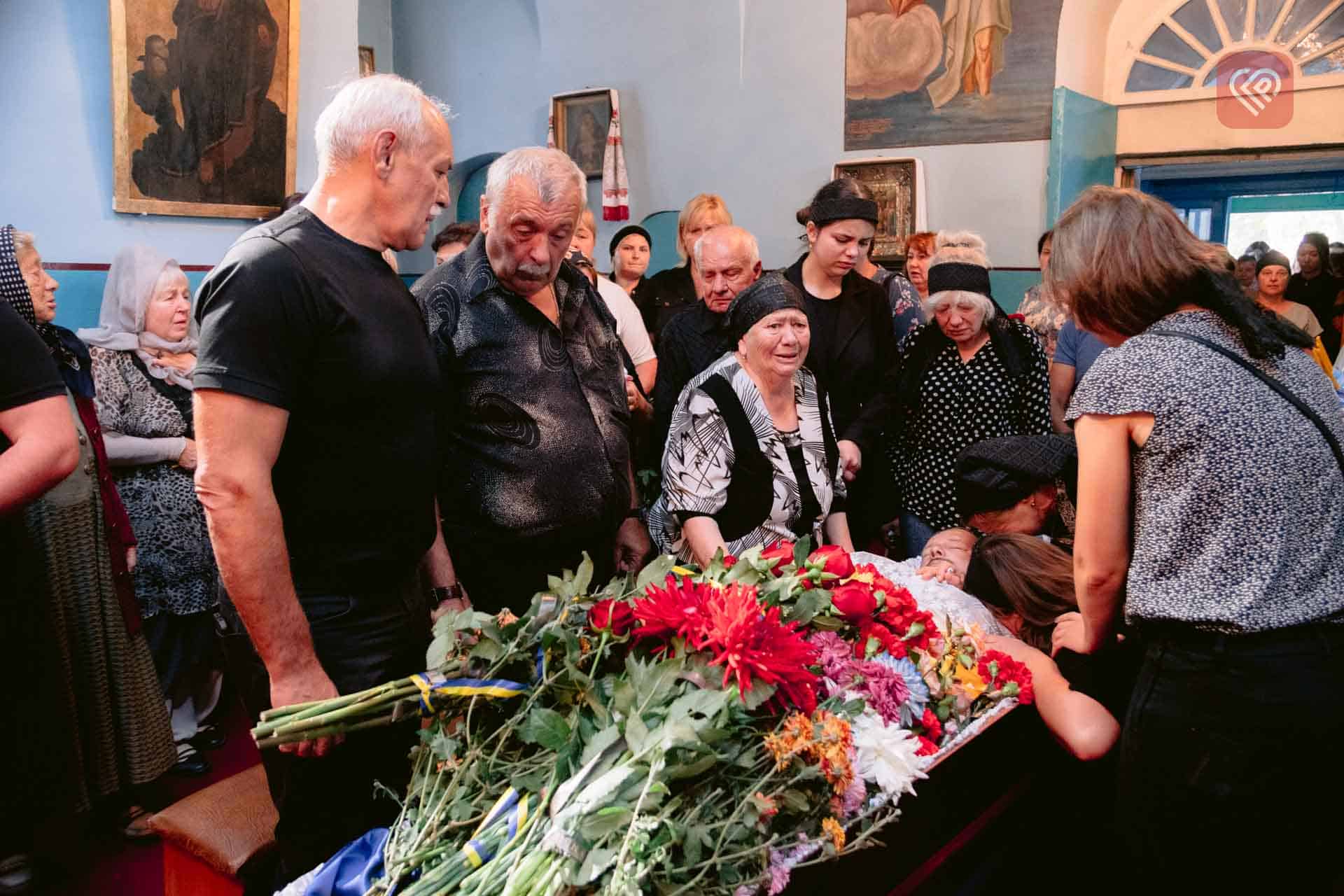 У Переяславі попрощалися з воїном Володимиром Кочиним: він помер від тяжкого поранення (відео)