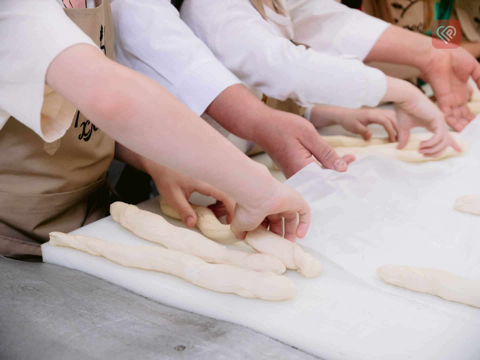 Для дітей провели екскурсію та майстер-клас на переяславському хлібозаводі (відео)