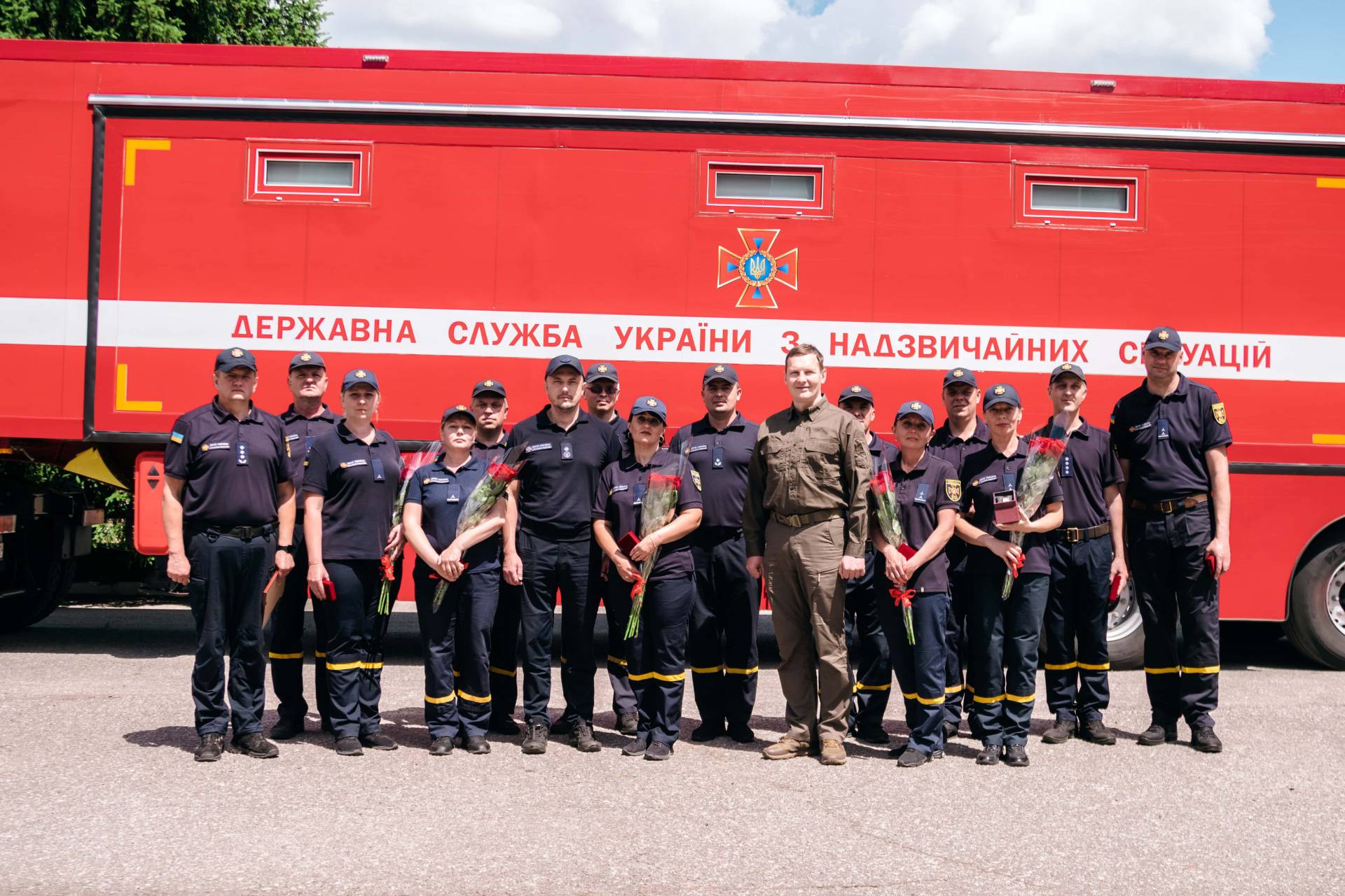 Центр зв´язку та управління ДСНС України вітав гостей зі столиці та отримував нагороди