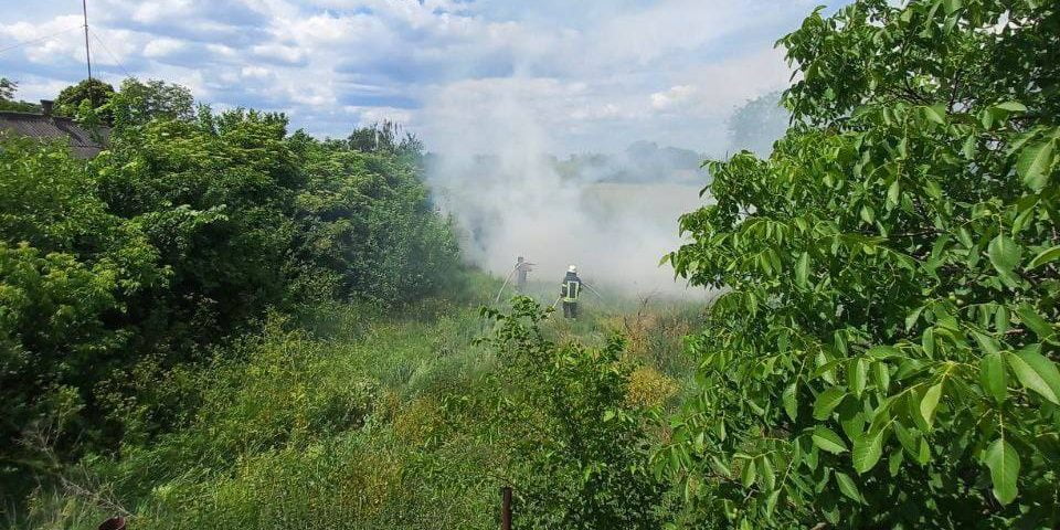 загоряння трав’яного настилу у Малій Каратулі