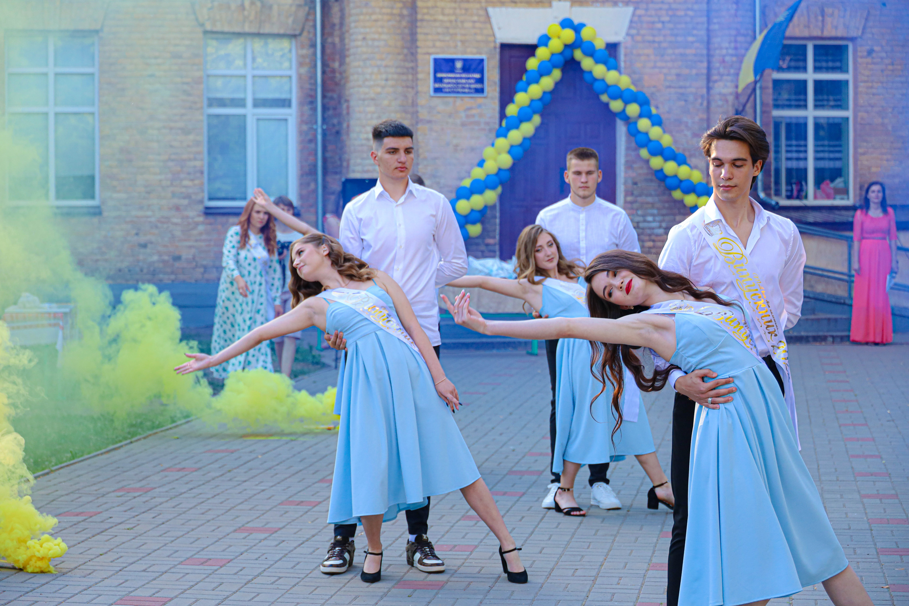 учні 11 класу ЗОШ І-ІІІ ступенів №2