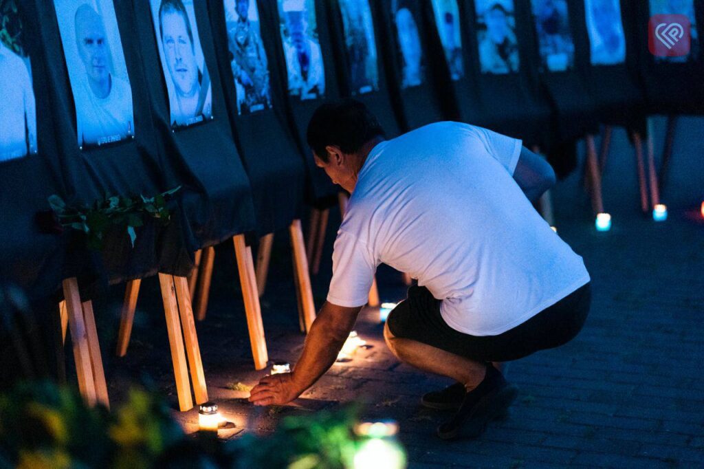 В Україні вшановують пам'ять загиблих захисників незалежності та суверенітету країни