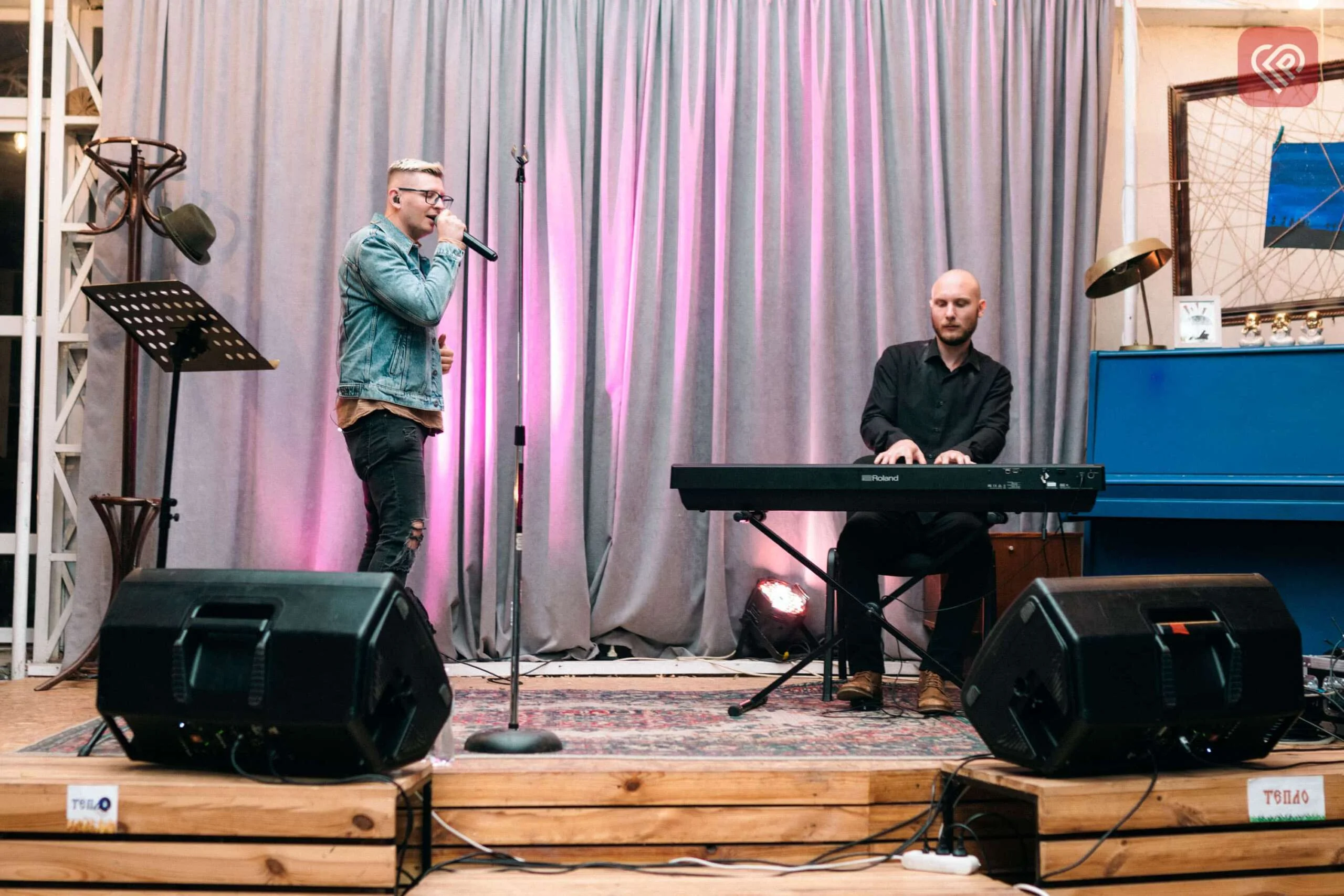 Гурт «Фіолет» зіграв затишний піаноакустичний сет у Переяславі: як це було (фото)