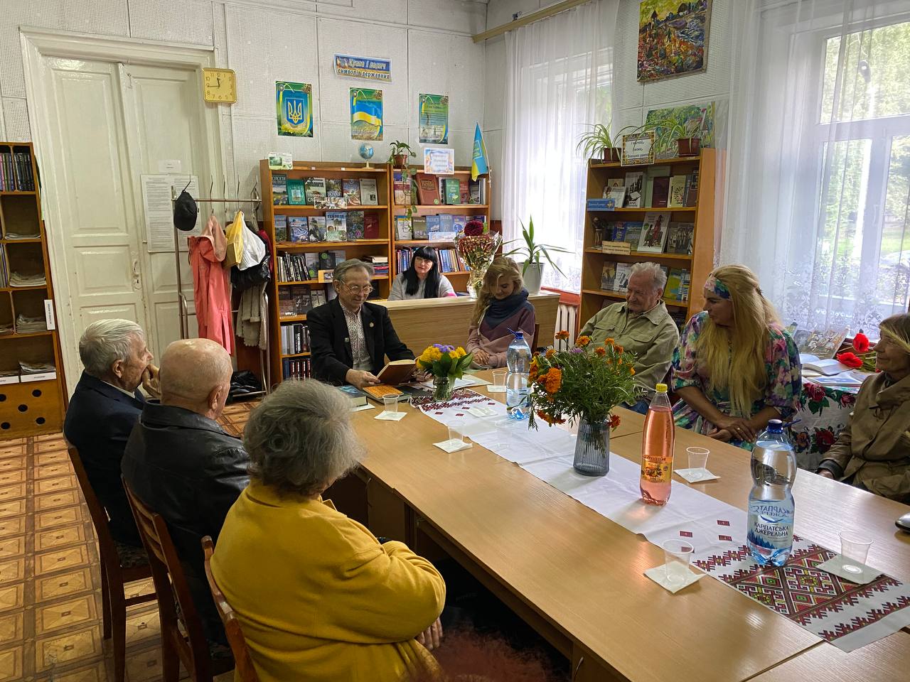 Переяславський поет Олег Коломієць відзначив 72-річчя творчим бенефісом у публічній бібліотеці міста (фото)