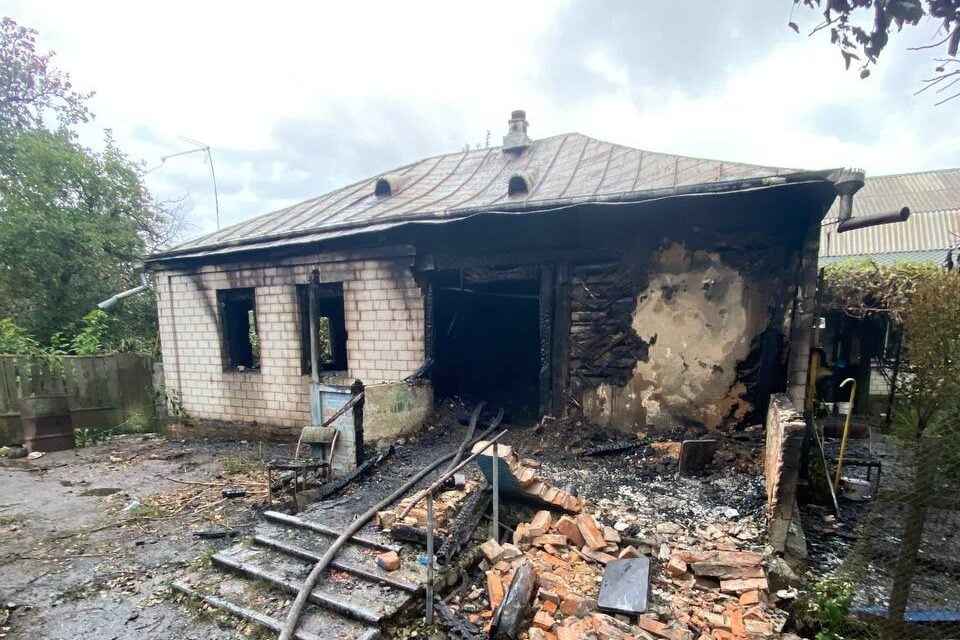 У Пологах-Яненках сталась пожежа у приватному будинку