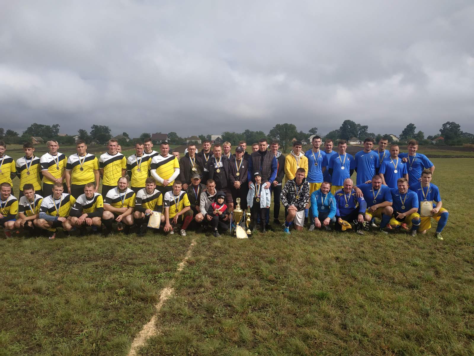 кубок здобула команда з села Дівички