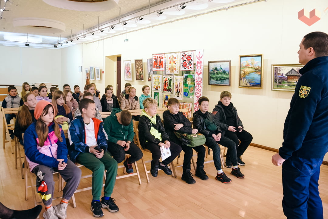 У Переяславі провели акцію для учнів 5-6 класів «Безпека на дорозі та у громадських місцях»