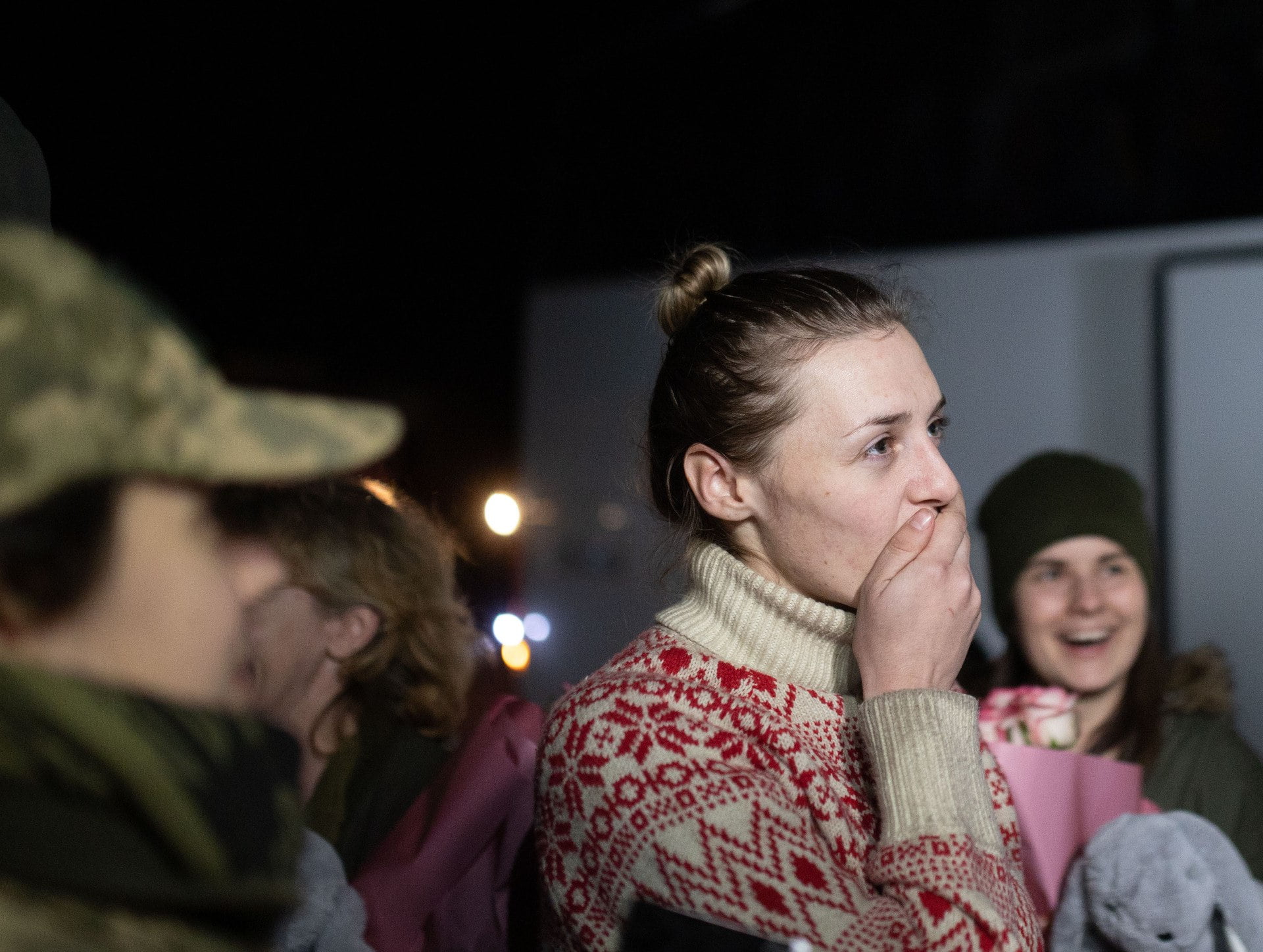 Відбувся масштабний обмін: з російського полону повернулись 108 жінок – Андрій Єрмак