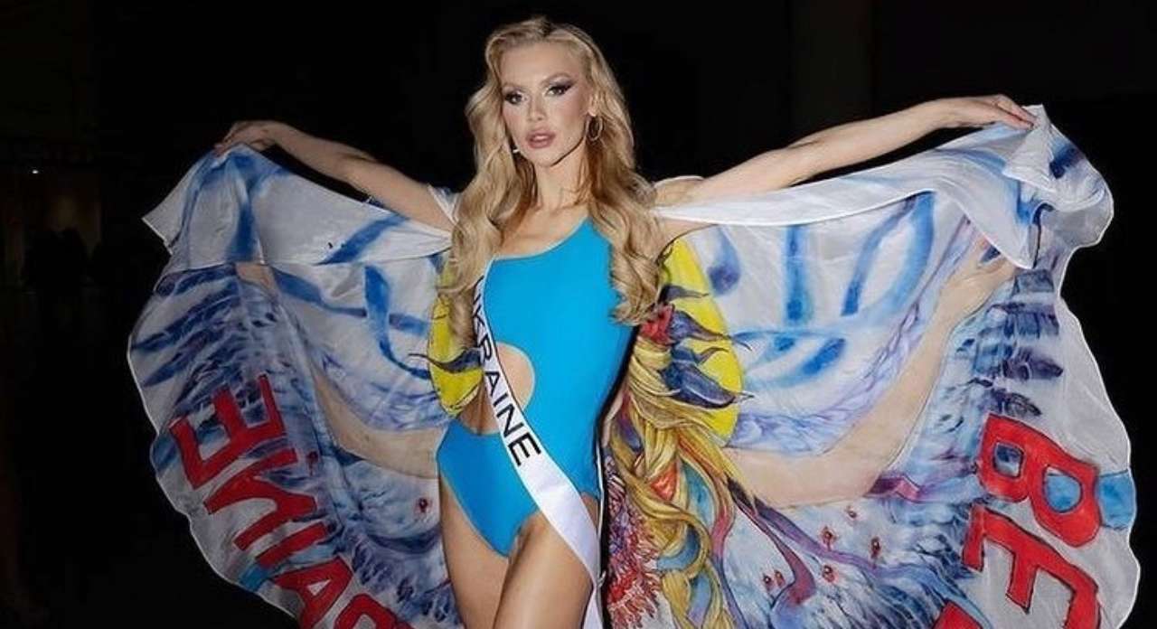 «Воїн світла» з обпаленими крилами та інші неймовірні образи: чим українка підкорила всіх на конкурсі «Міс Всесвіт»