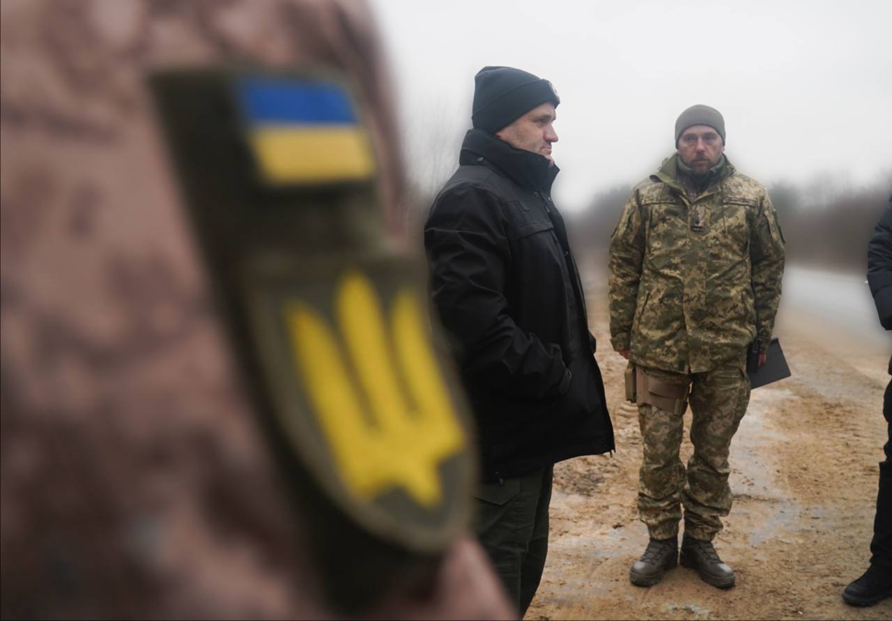 Кулеба повідомив про процес укріплення рубежів на Київщині