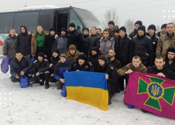 Відбувся великий обмін полоненими: додому повернулися 116 українських героїв