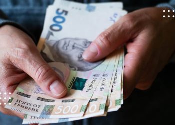 Українці можуть отримати понад 100 тисяч гривень: у КОВА розповіли умови