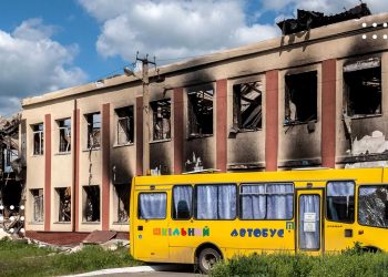 Скільки дитсадків, шкіл та інших освітніх закладів України пошкодили або повністю знищили російські обстріли, – БФ savED