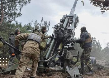 В епіцентрі бойових дій залишаються Бахмут, Авдіївка та Мар’їнка – оперативна аналітика та втрати ворога станом на ранок 6 квітня