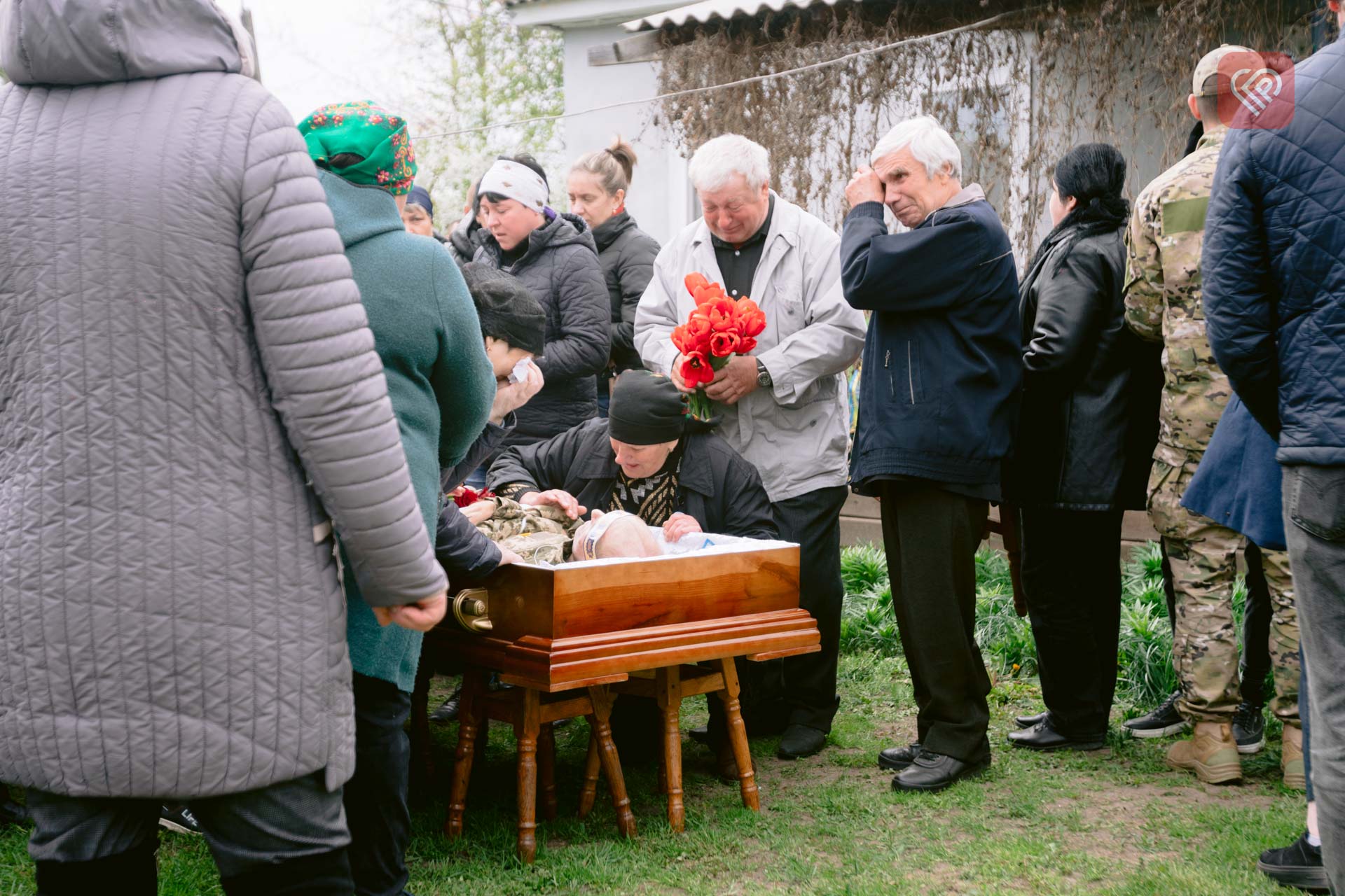 У Переяславі та Єрківцях люди провели в останній шлях воїна Віталія Михальчишина: він помер унаслідок травм отриманих при виконанні бойового завдання