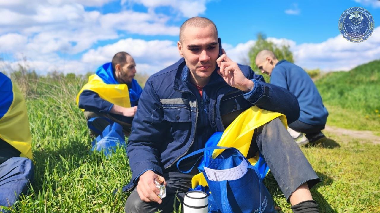 Ще 45 українських Оборонців повернулося з полону: серед них учасник легендарної «вертолітної» місії ГУР МО