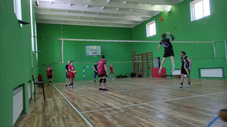 Переяславська команда з волейболу продовжує змагатись за кубок Київської організації ВФСТ «Колос»