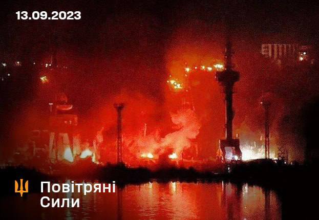 «Бавовна» у Севастополі: командувач Повітряних сил ЗСУ подякував пілотам за чудову роботу