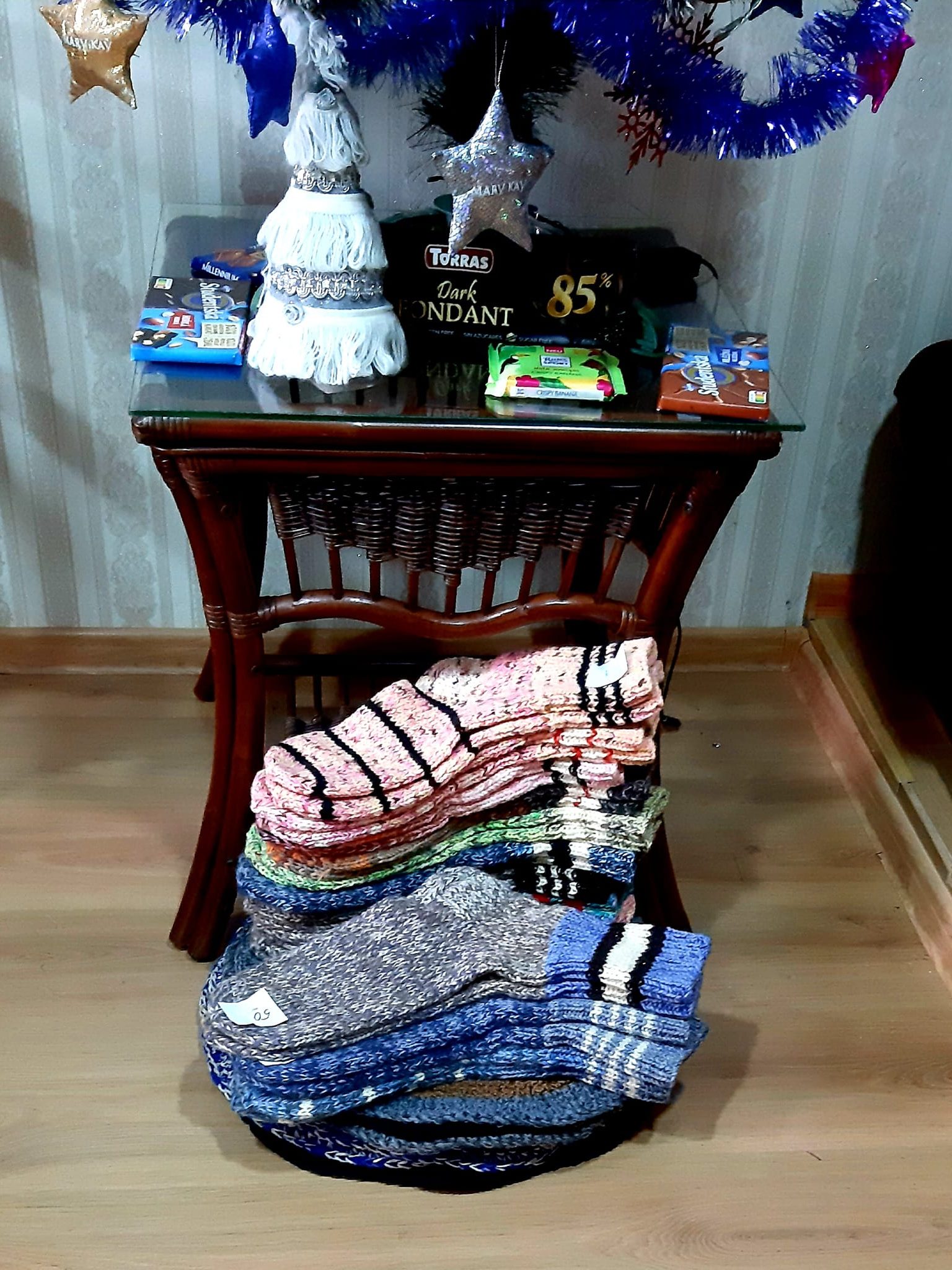 Жителі Переяславщини допомагають ЗСУ пережити морози: передали систему опалення, дровокол і теплі шкарпетки