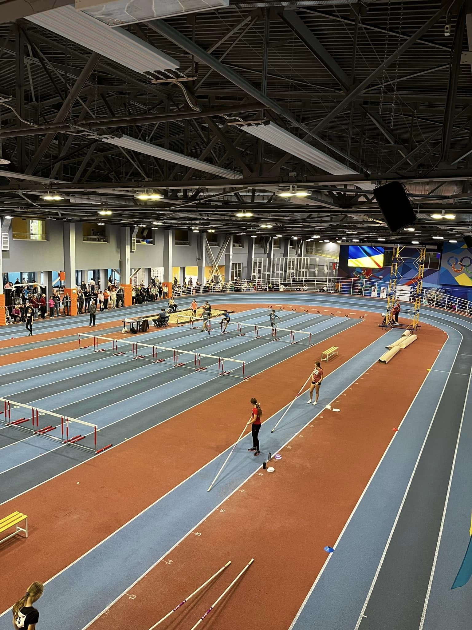 Переяславські легкоатлети стали призерами спринтово-бар'єрного турніру пам'яті Батруха та Юшка