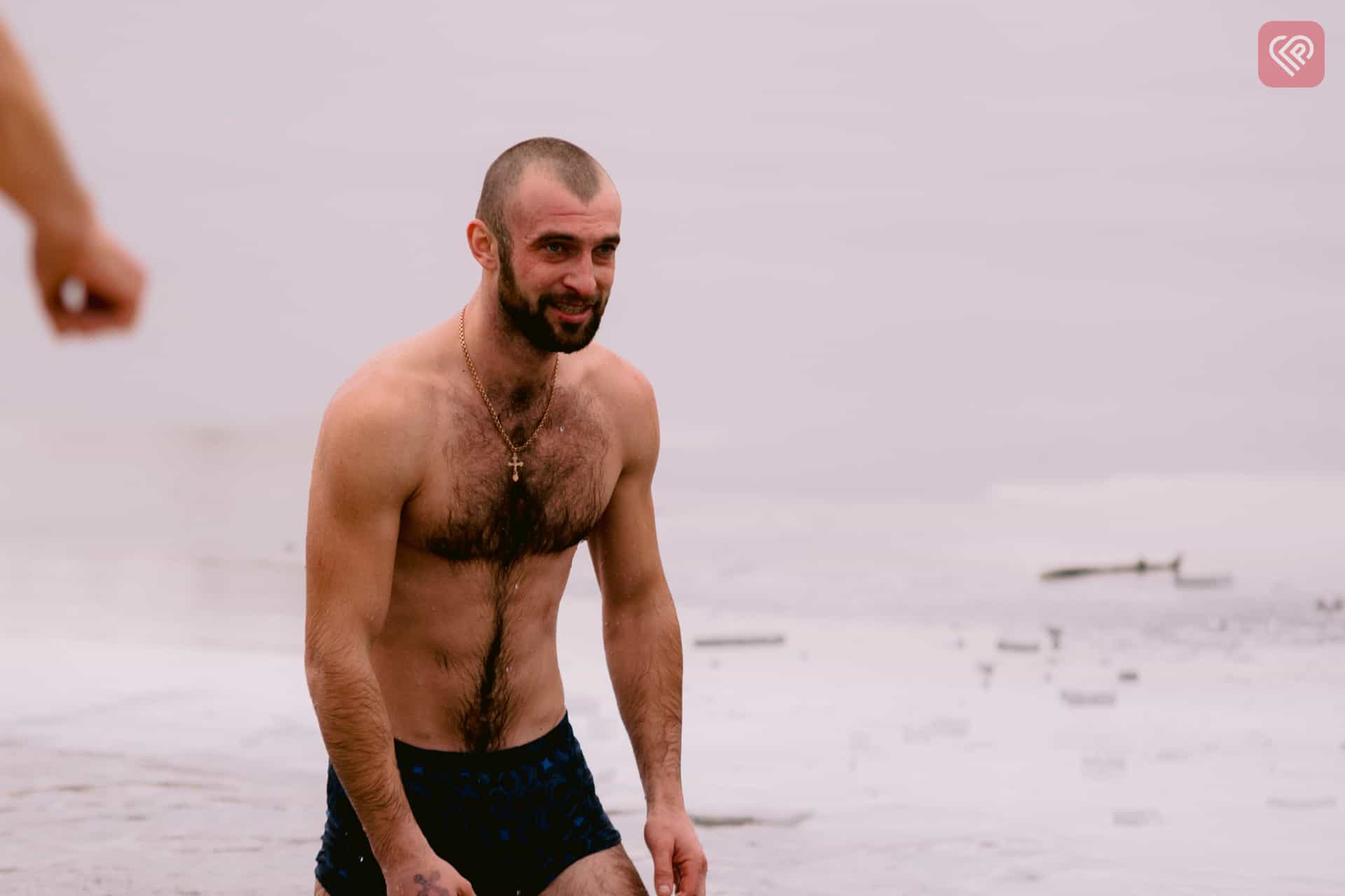 Переяславці підтримали святкування Водохреща 6 січня і скупалися в крижаній воді