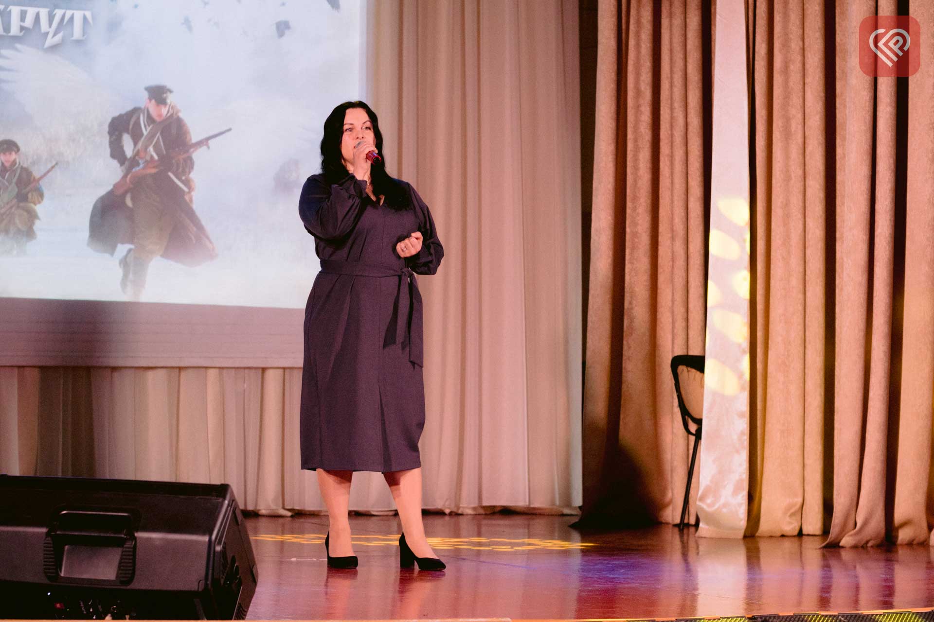 У Переяславі вшанували пам'ять Героїв Крут: молодь підготувала тематичні виступи, а школярам показали відеофрагменти з фільму