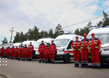 Переяславська станція екстреної допомоги отримала сучасний медичний автомобіль